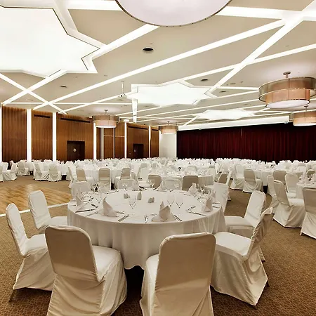 Hotel Hilton Garden 5*