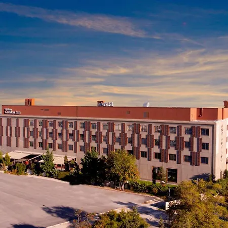 Hilton Garden 5*