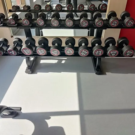 Hilton Garden Hotel 5*