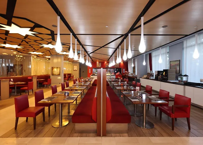 Hilton Garden Hotel 5*